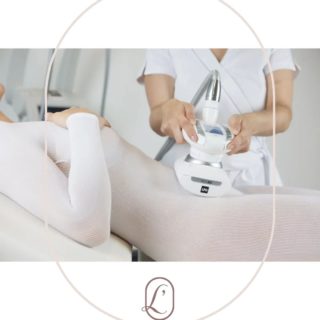 • Envie de vous débarrasser de la cellulite? 

Connaissez-vous l'endermologie? 

Le cellu m6 est une technique non invasive de remodelage corporel qui stimule la production de collagène et d'élastine pour raffermir la peau et éliminer la cellulite. 

Cette technologie recrée le "palper rouler", à l'aide de rouleaux  motorisés, qui consiste à masser la peau et les tissus sous-cutanés afin d'aider la lipolyse (élimination de la graisse) et activer la circulation veineuse et lymphatique.

Cette méthode est utilisée pour: 
 👙 réduire l'apparence de la cellulite 
 👙 remodeler les contours du corps 
 👙 raffermir la peau 

Envie d'une séance d'essai? 
☎️ 07 49 97 57 03 

#endermologie #cellum6 #lpgendermologie #cellulite #corps #summerbody #linstantdunsoin #institutdebeautevaucluse